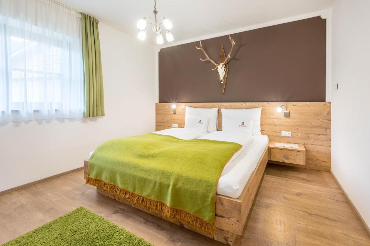 Appartement Haus Zur Vogelweide App 1 à Dobbiaco Extérieur photo