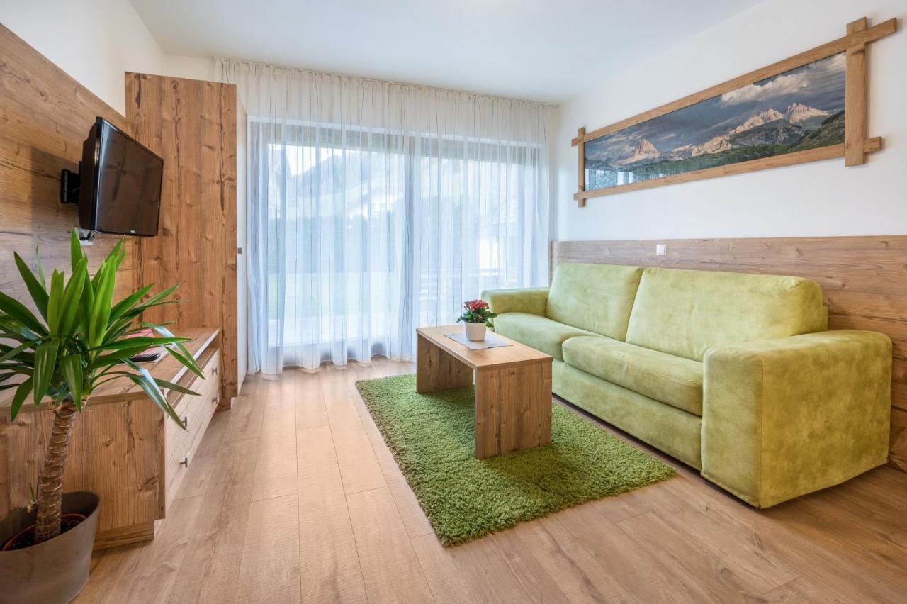Appartement Haus Zur Vogelweide App 1 à Dobbiaco Extérieur photo