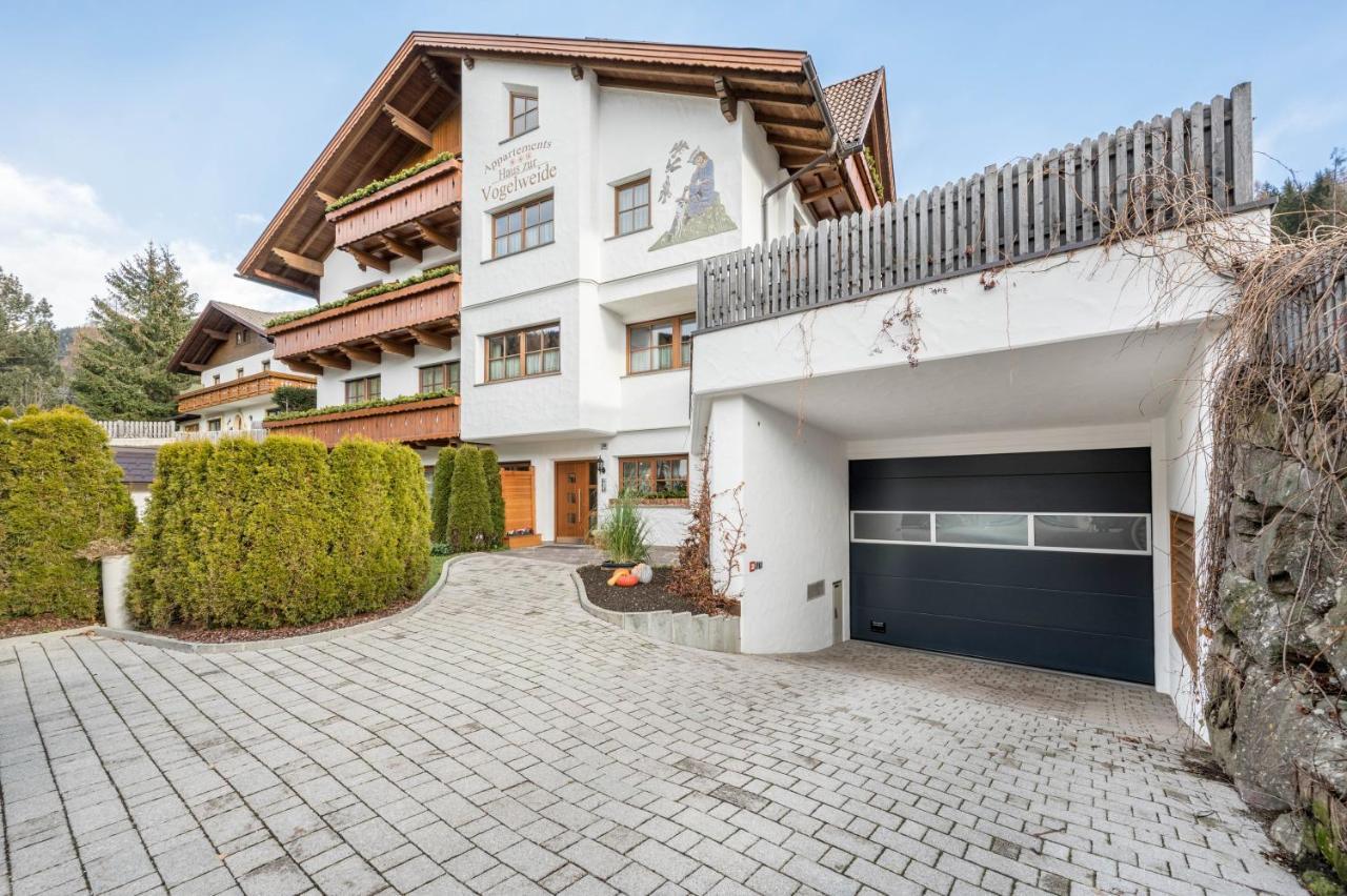 Appartement Haus Zur Vogelweide App 1 à Dobbiaco Extérieur photo