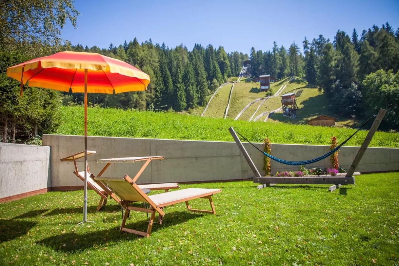 Appartement Haus Zur Vogelweide App 1 à Dobbiaco Extérieur photo